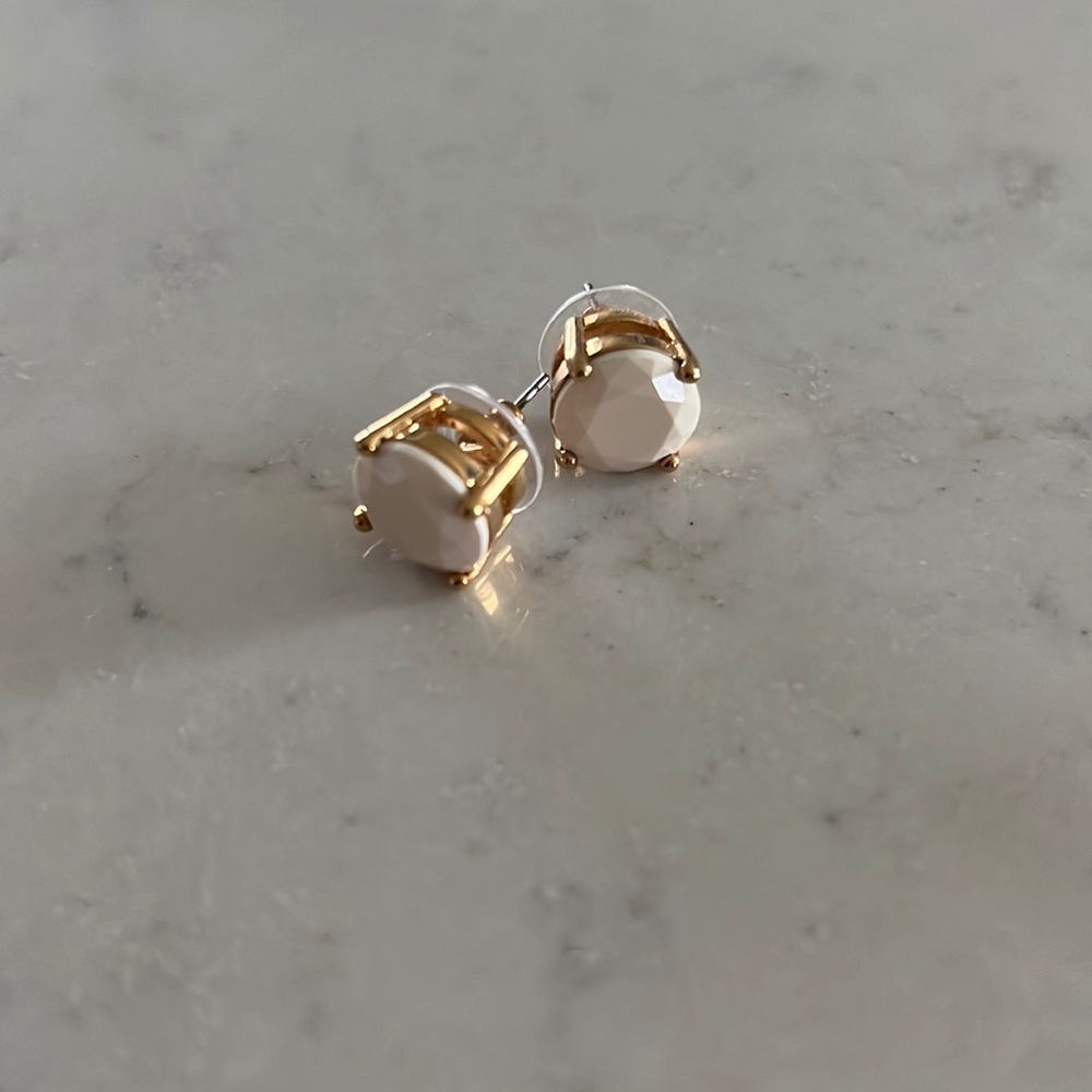 C. Wonder white and gold stud earrings